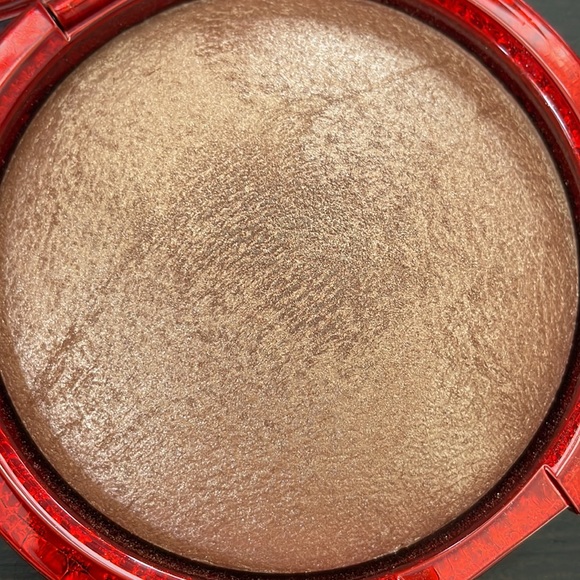 Mac Patrick Starr Highlighter Baby Its Gold Outside - Picture 7 of 7